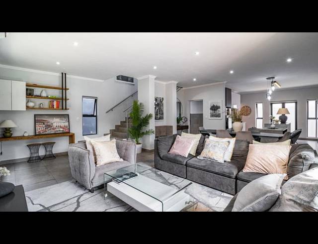 4 BEDROOM PROPERTY TO RENT IN BRYANSTON